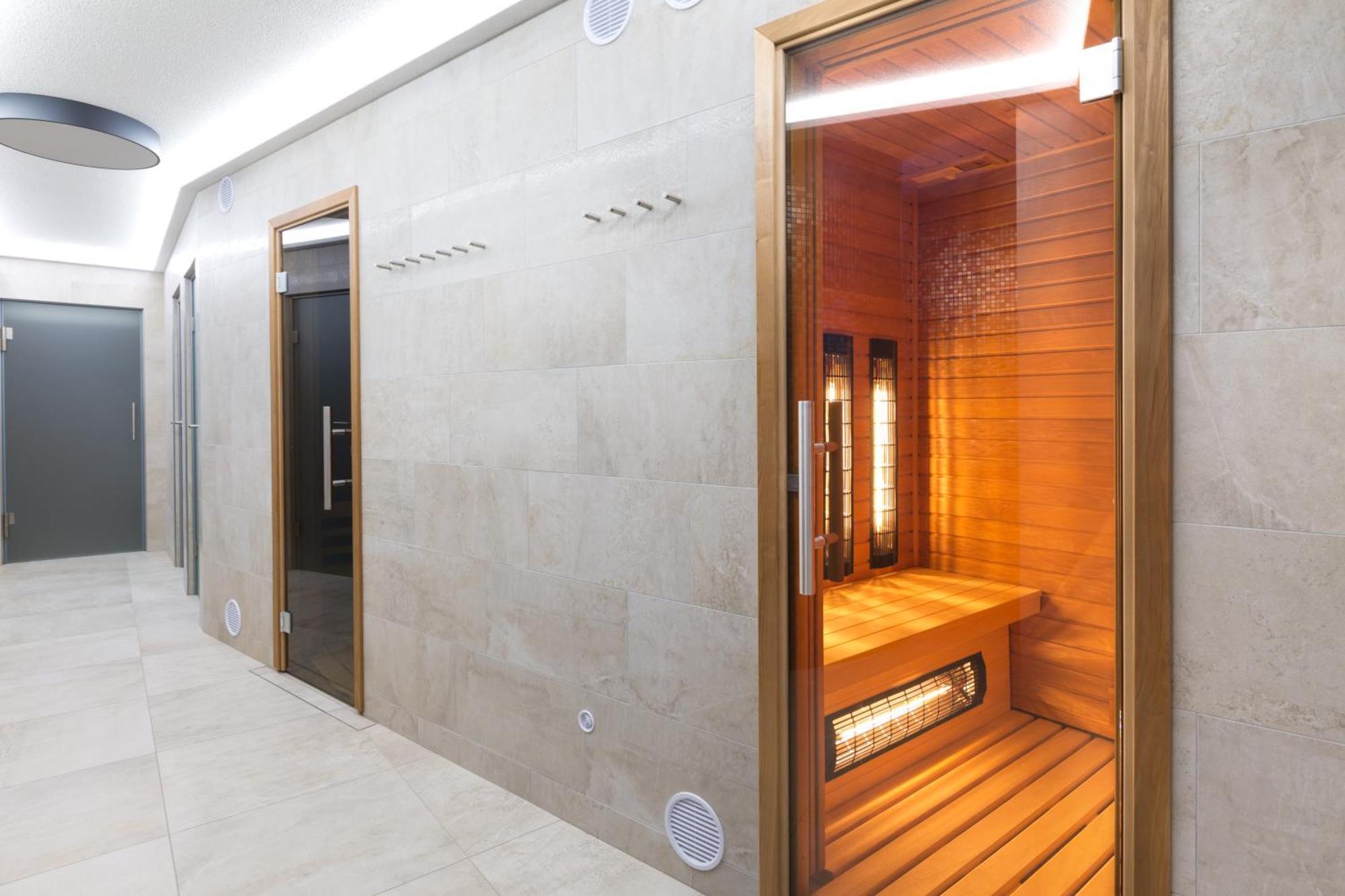 Ala Hotel Бистршице-над-Пернштейнем Экстерьер фото